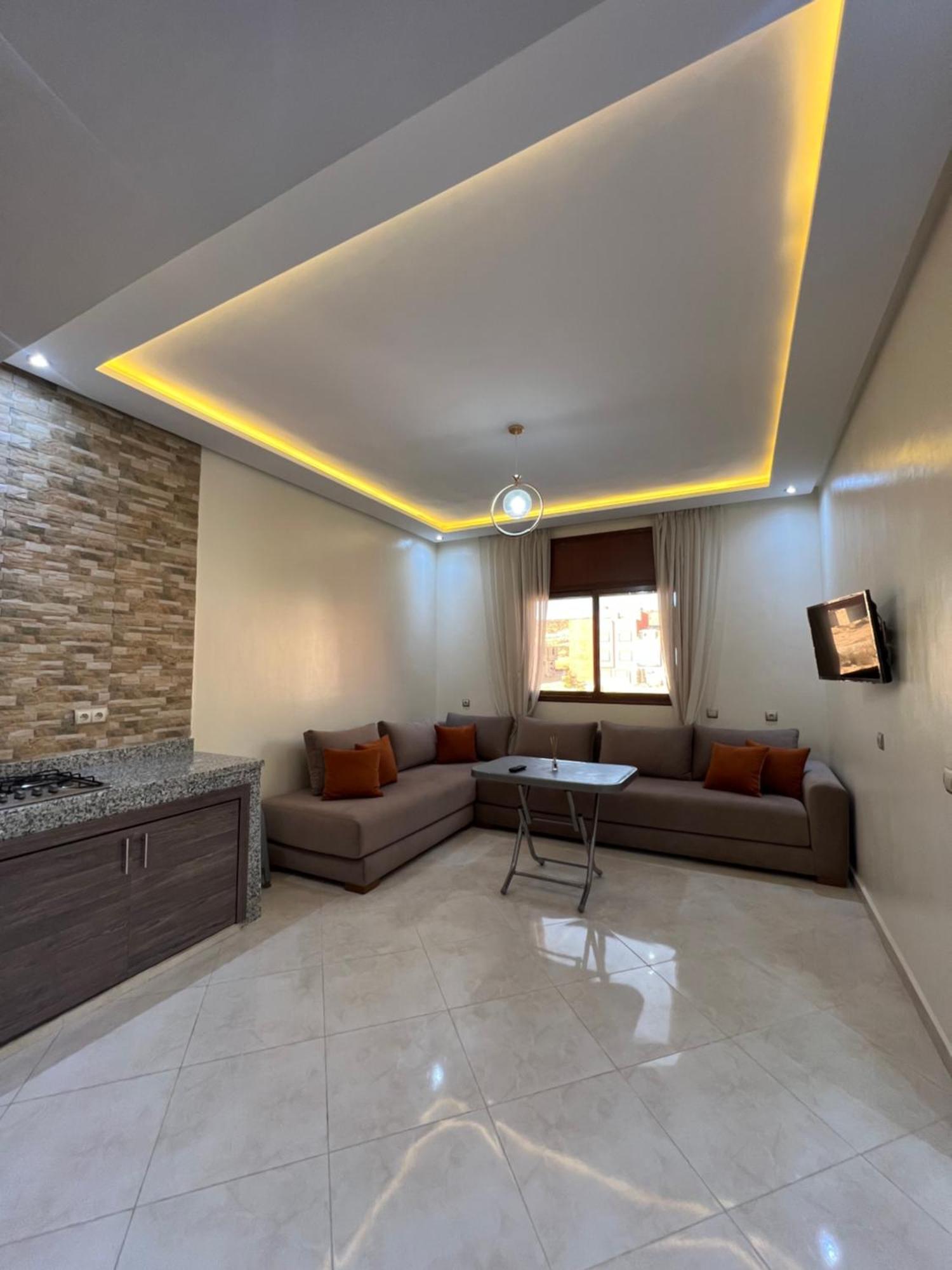 Golden Wave Appartement
